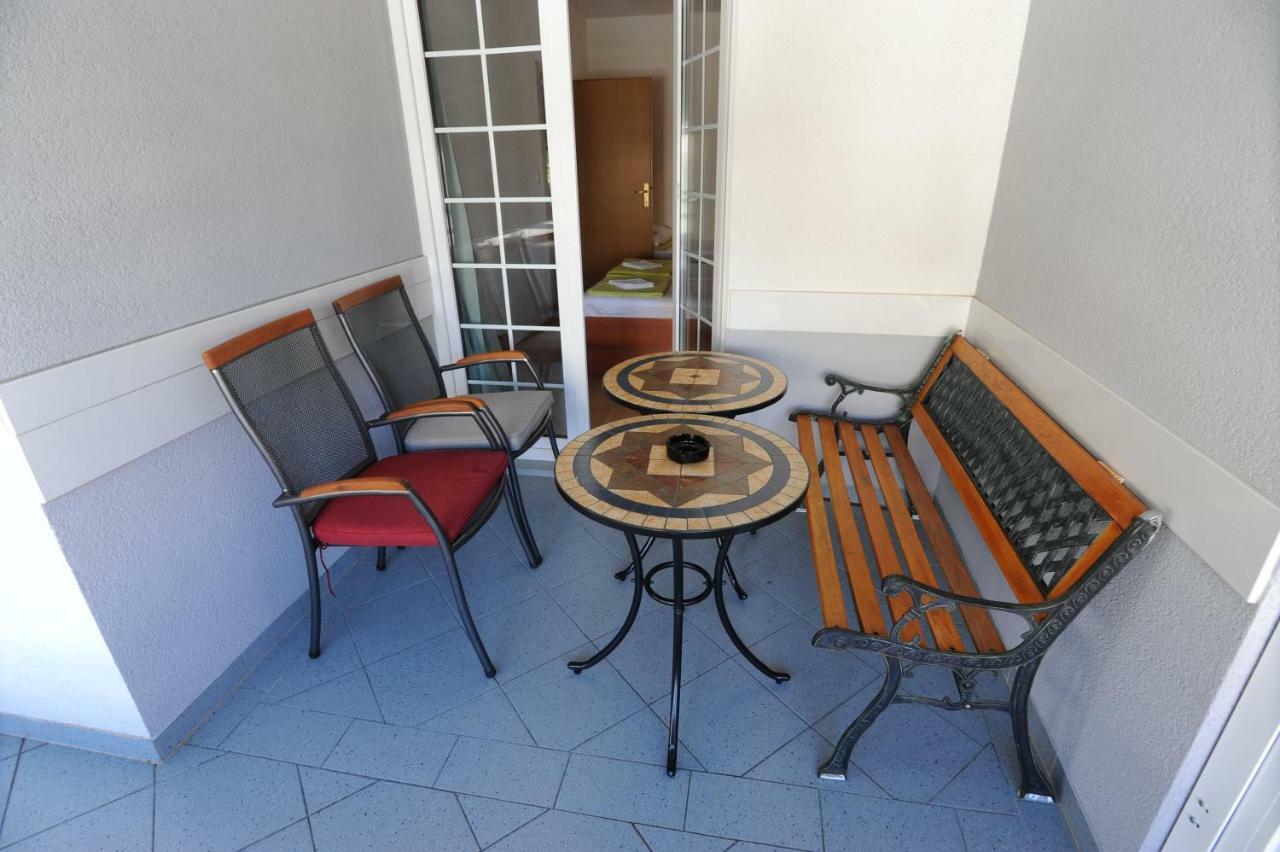 Milic Apartments Makarska Extérieur photo