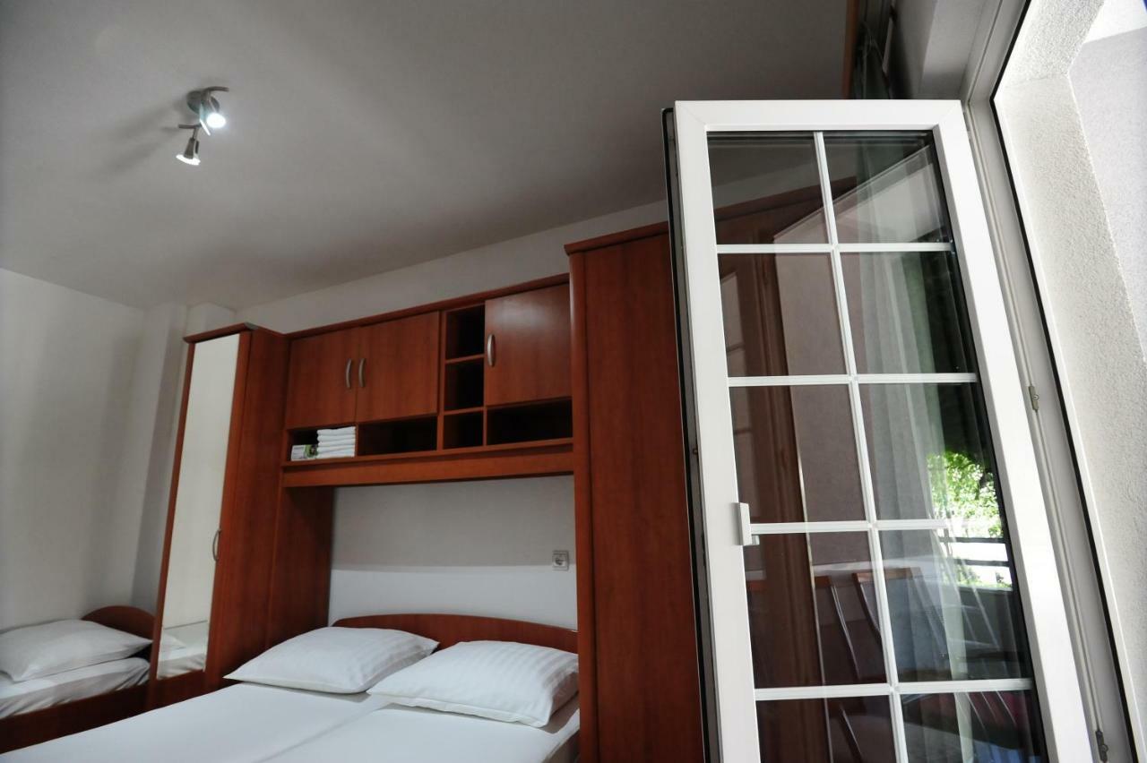 Milic Apartments Makarska Extérieur photo